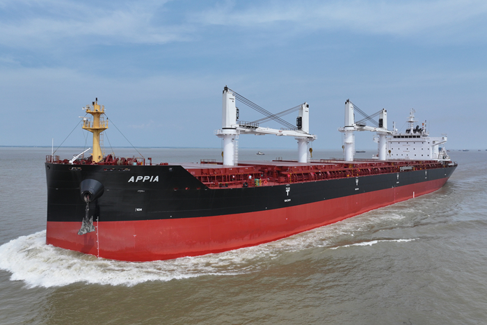 N149440000DWT散货船“APPIA”,胡俊良摄-623ad14d365a46729fc0c08263661142